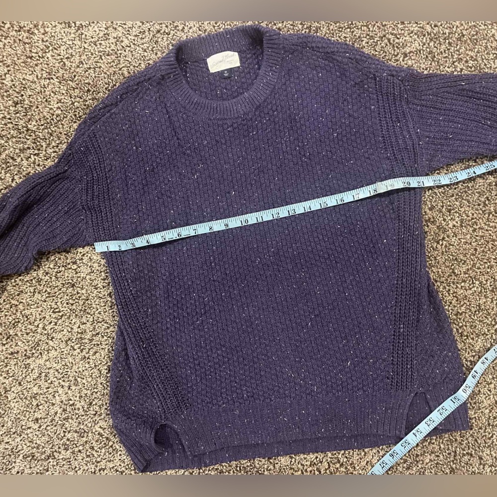 Universal Thread Sweater - Picture 7 of 7